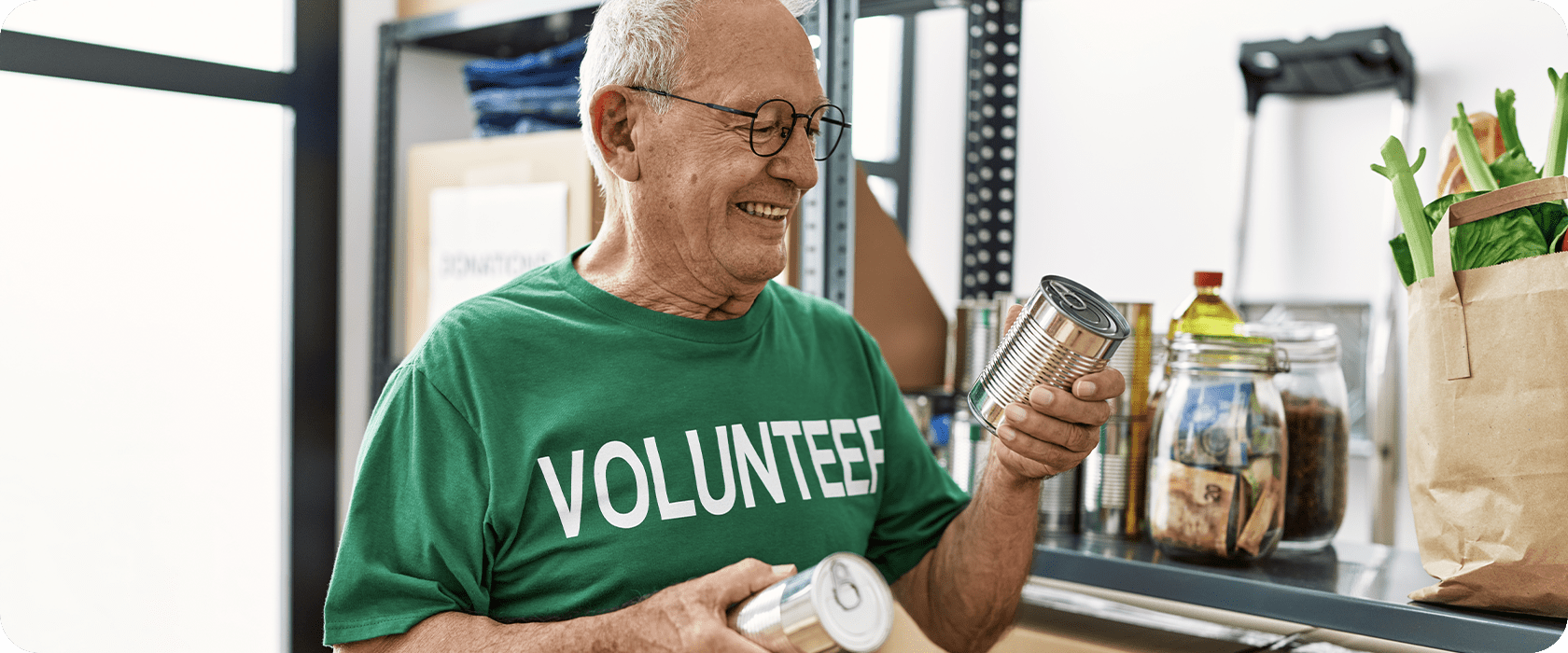 Exploring the Benefits of Volunteering for Seniors